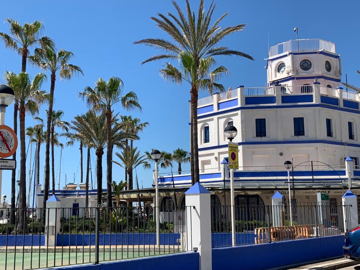 Casa Casu New Stunning 3 Bed Raised Ground Floor Apartment & Huge Balcony With Sea Pool & Mountain View Indoor & Outdoor Swimming Pools & Gym Walking Distance To Beach Port Estepona Traveller Award 2023 Bagian luar foto